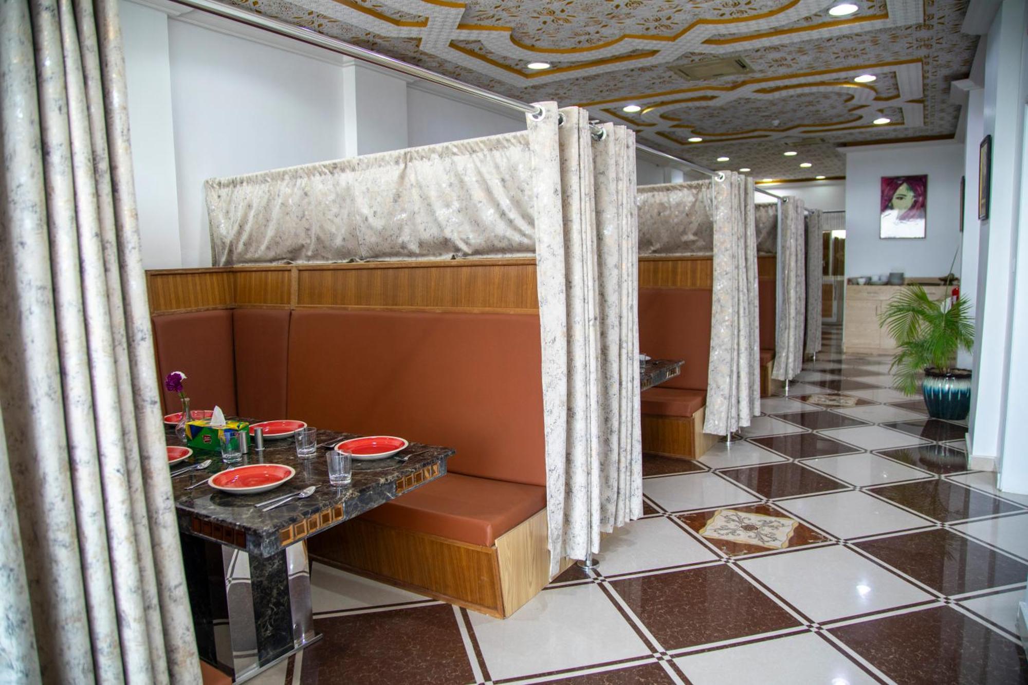 Dreamland Hotel Apartment ニズワ エクステリア 写真